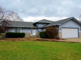 15201 S Indn Boundary Rd, Plainfield, IL 60544