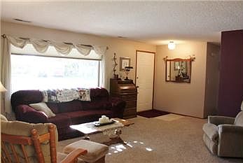 2nd image of 8814 W Deschutes Dr