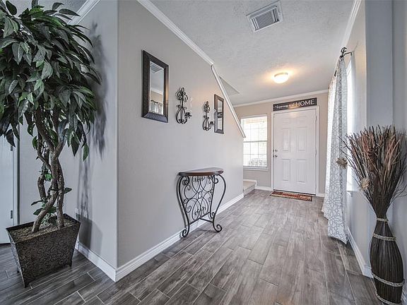 4th image of 10911 Crosby Field Ln
