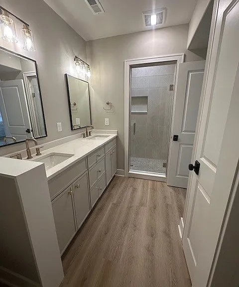 117 W Wisconsin Ave — Photo 12
