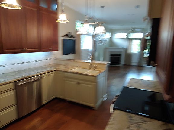 Kitchen, breakfast and den