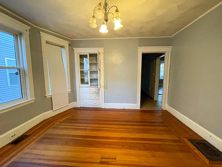 105 Bowdoin St #1 — Photo 6