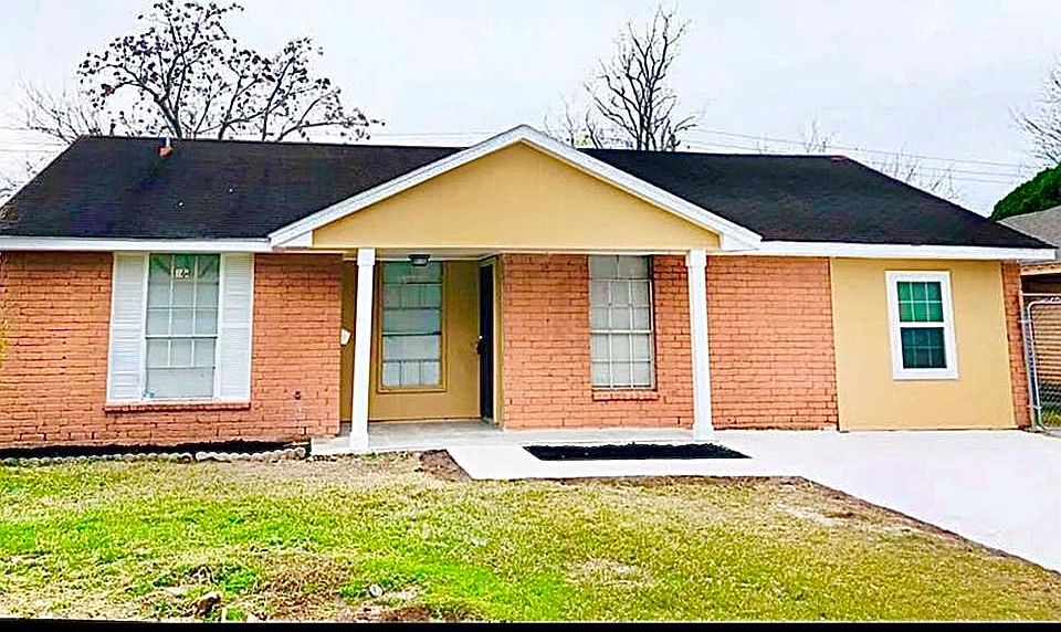 1st image of 11415 Evesborough Dr