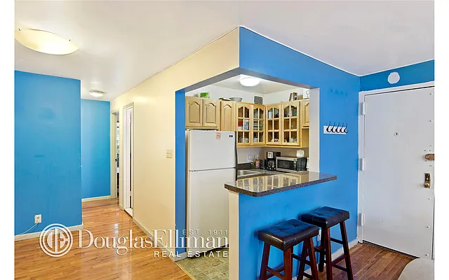 Rented by Douglas Elliman | media 34