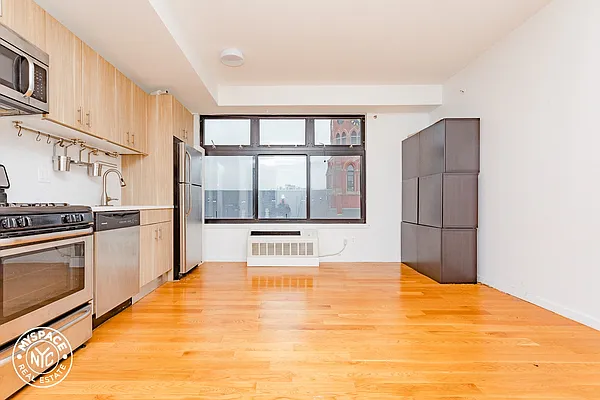 Rented by MySpaceNYC | media 3