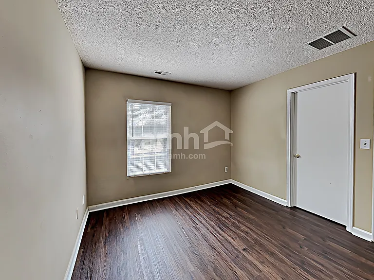 116 N Honey Springs Ave — Photo 16