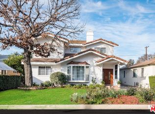 5729 Burnet Ave, Van Nuys, CA 91411