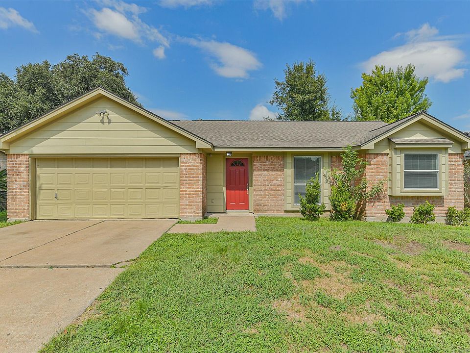 1st image of 15646 Pagehurst Dr