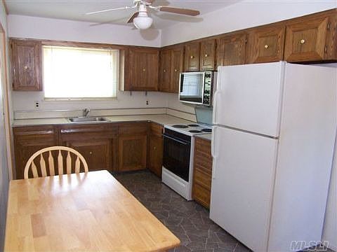 4th image of 218 Adirondack Dr