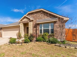 2102 Long Forest Rd, Heartland, TX 75126