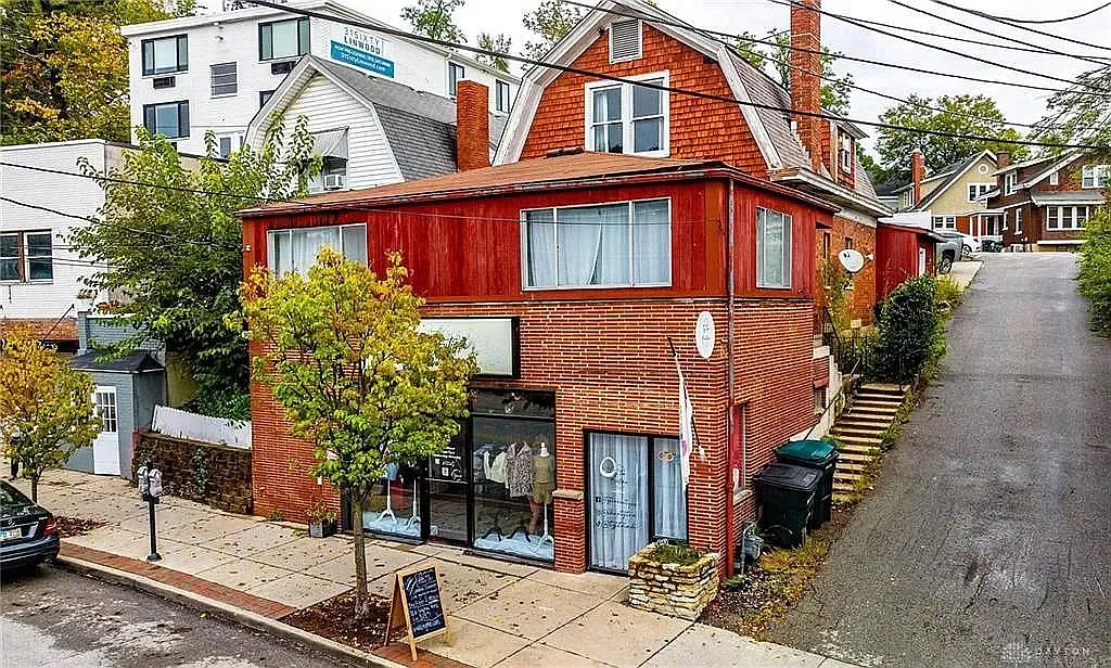2 bed, 1350 sqft, $2,200 — Photo 4