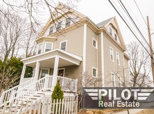 50 4th St #2, Providence, RI 02906