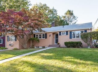 11 Walters Rd, Norwood, MA 02062