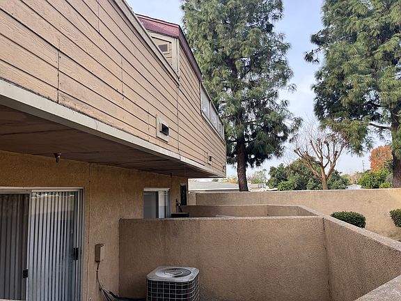 5th image of 1625 S Mountain Ave #Ab