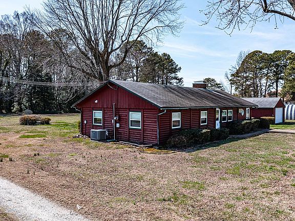2nd image of 305 Colieville Ln