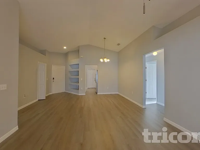 145 Clarinet Way — Photo 2