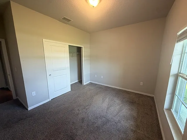 1504 NE 34th Ln — Photo 17
