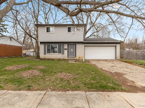 8781 Nottingham Dr, Ypsilanti, MI 48198
