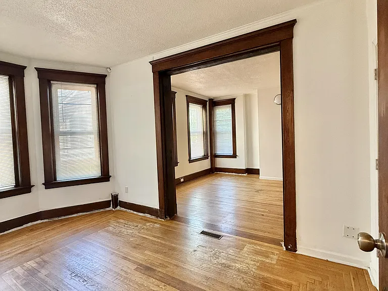 322 Edgewood Ave #2B — Photo 8