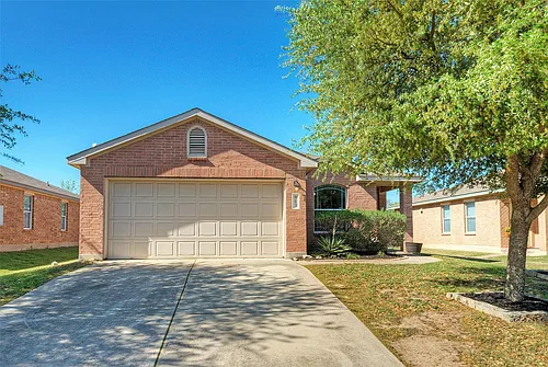 913 Dexter Dr Photo 1