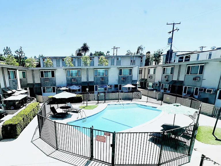 The Cliffs Apartments — Photo 16