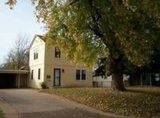 326 S 16th St, Clinton, OK 73601