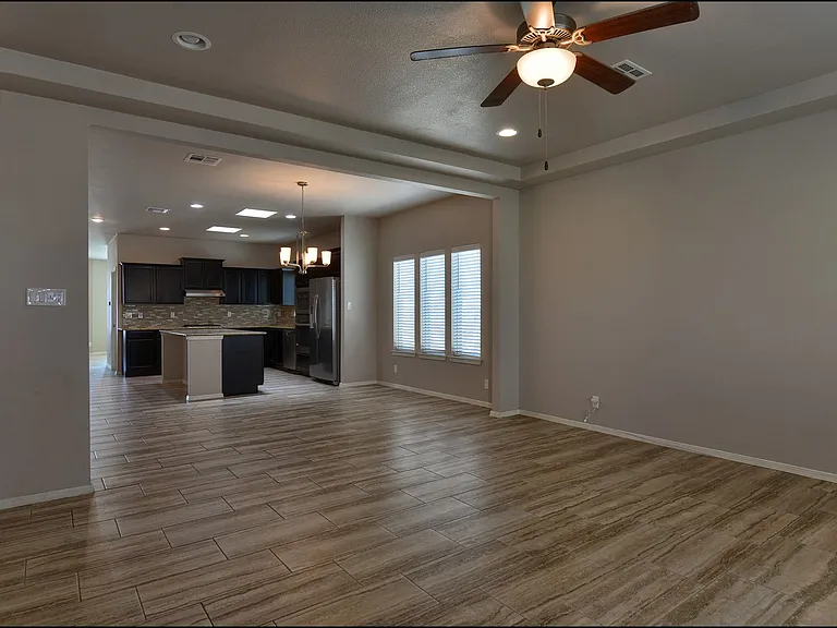 221 Jennice Cir — Photo 26