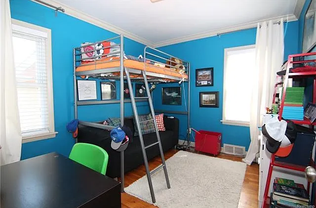 241 Devillen Ave — Photo 12