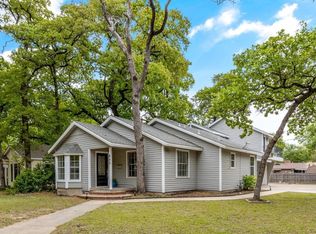 650 Club Oak Dr, River Oaks, TX 76114