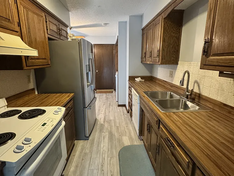 7106 Mastin St #1 — Photo 16