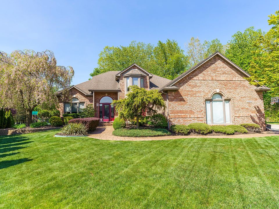 1st image of 47960 Remington Ct