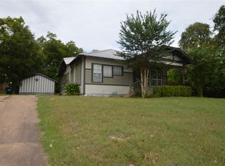 209 Joseph St, Brenham, TX 77833