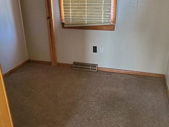 4th image of 314 N Dakota St