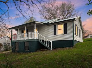 7928 Maple St, Lyles, TN 37098