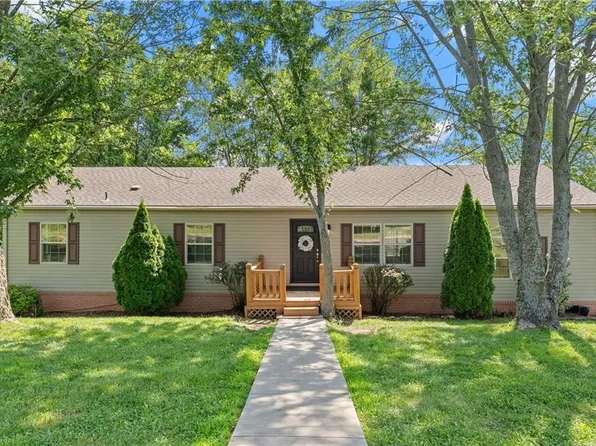 5018 Old Highway 40, Odessa, MO 64076