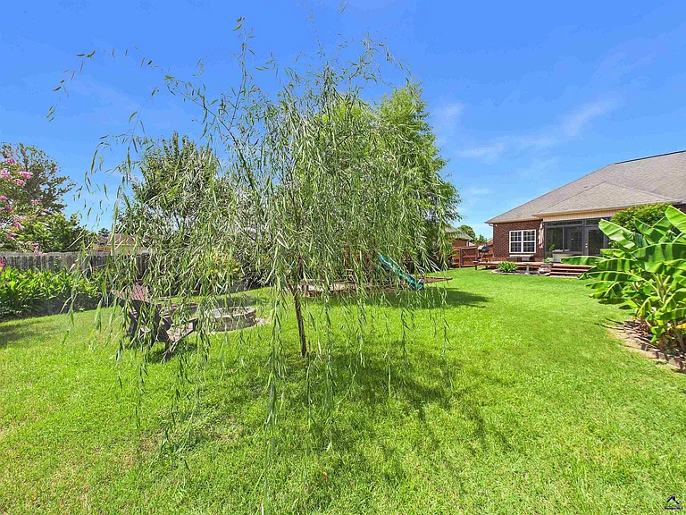 107 Hampton Meadows Dr — Photo 54
