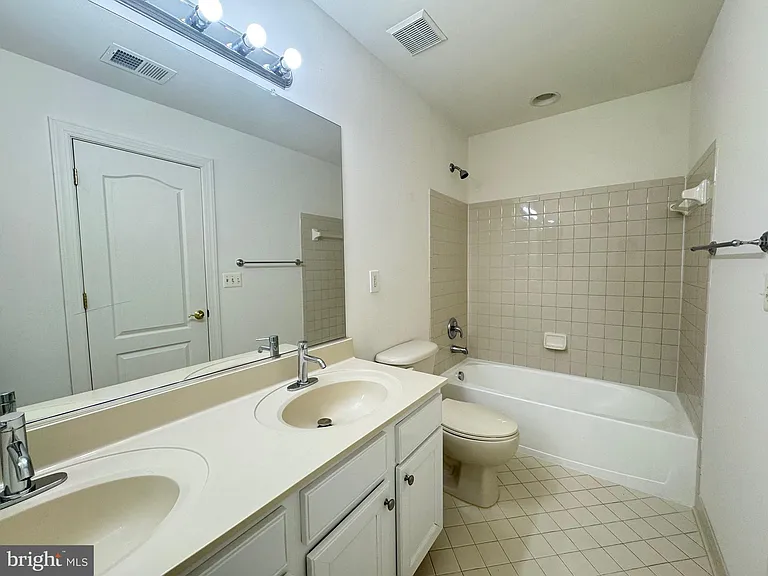 5117 Sante Fe Ct — Photo 58