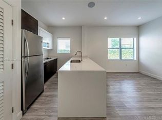 473 Mendoza Ave APT 4, Miami, FL 33134