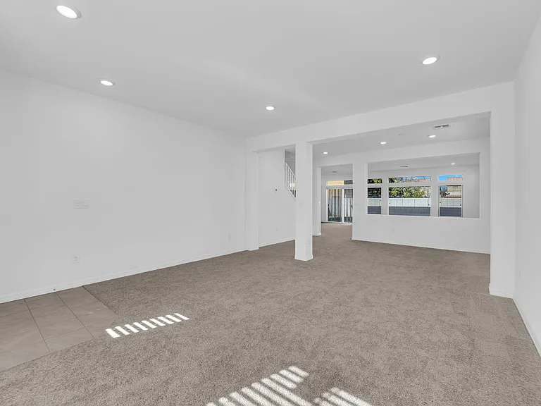 650 Steep Canyon Ave — Photo 5