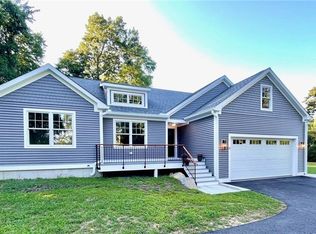 21 Ayers Point Rd, Old Saybrook, CT 06475
