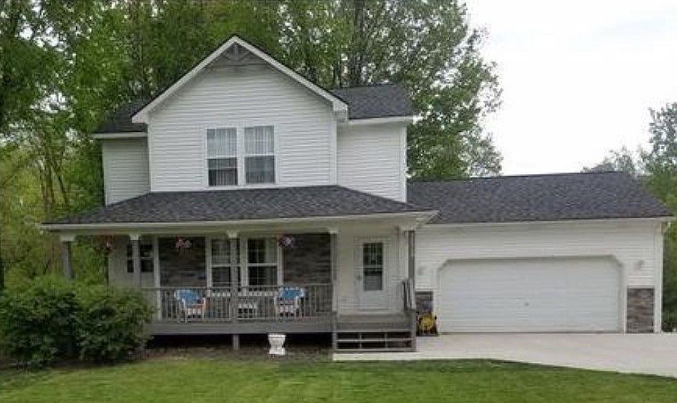 2nd image of 10515 Maple Rd