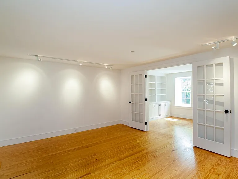40 W Mechanic St — Photo 11