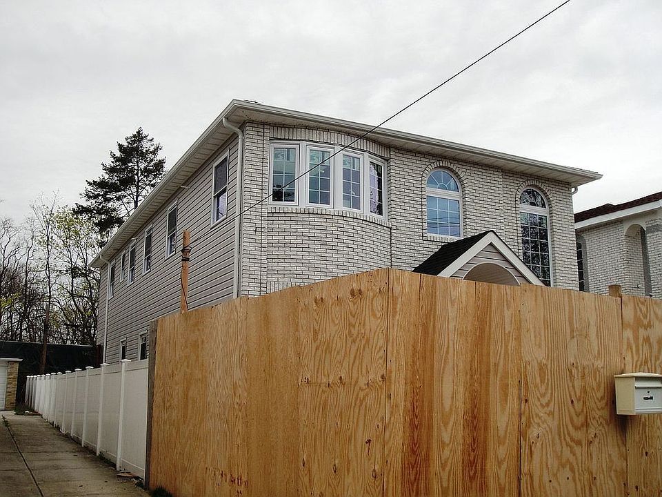 2nd image of Elkmont Ave