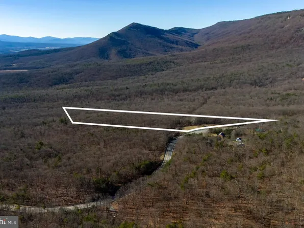 1 Us Highway 211 E, Luray, VA 22835