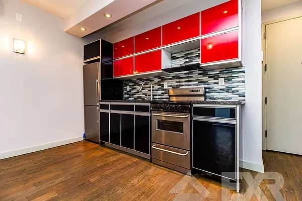 Rented by EXR | media 5