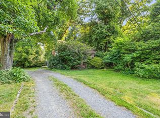 12100 Waples Mill Rd, Oakton, VA 22124