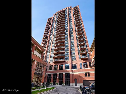 330 N Jefferson St #2305 Photo 1