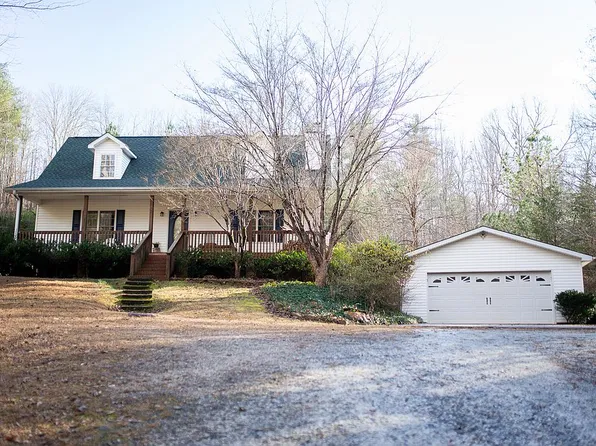223 Tater Hill Mountain Rd, Pickens, SC 29671