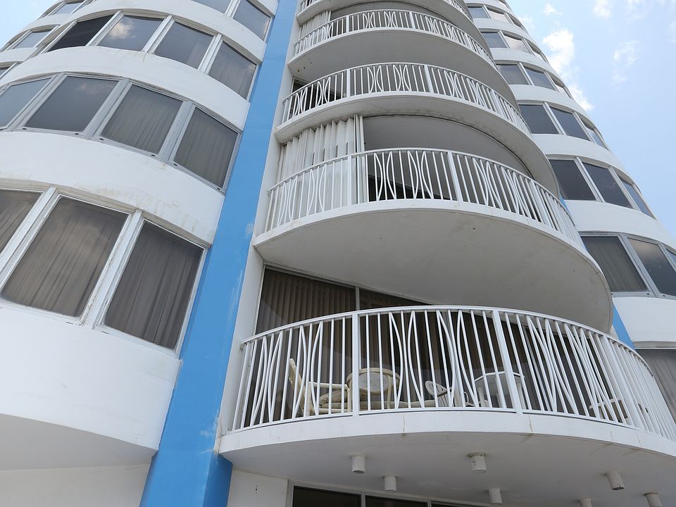 28 floors right on the beach