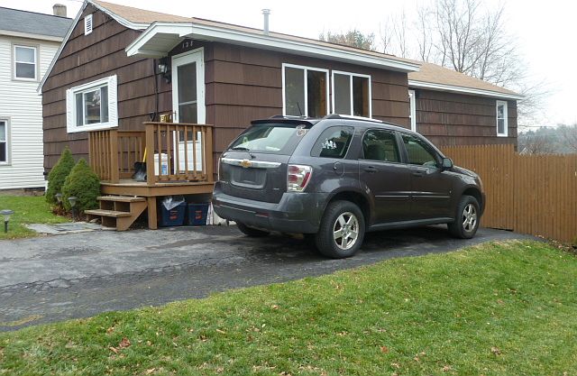 1st image of 128 Pardee Ave